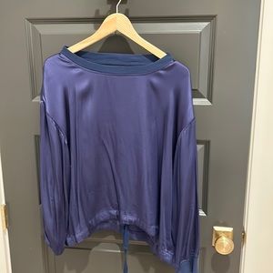 Xirena, Medium, silky, blouse.